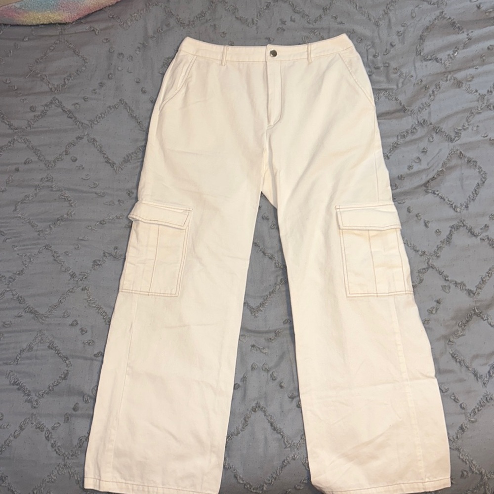 SHEIN White Cargo Jean Pant Straight/Wide Leg- L 8/10